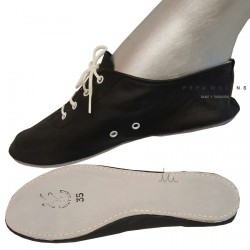 Jazz shoe in leather with drawstring white